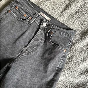 Levi’s Wedgie Straight Jeans